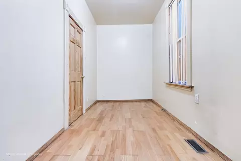 1313 N Artesian Ave, Chicago, IL 60622 photo 14
