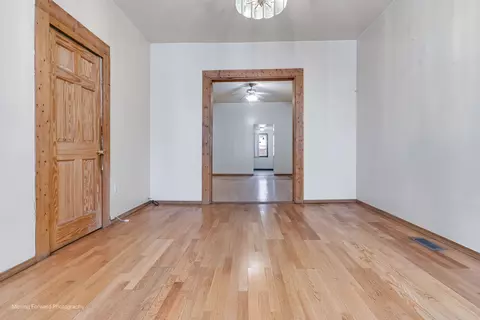 1313 N Artesian Ave, Chicago, IL 60622 photo 4