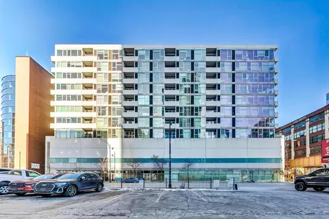 630 N Franklin St #601, Chicago, IL 60654