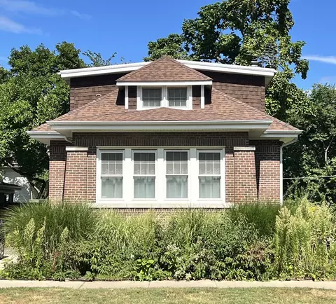 1723 Greenleaf St, Evanston, IL 60202