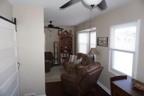 515 E 3rd Ave, Clifton, IL 60927 photo 41