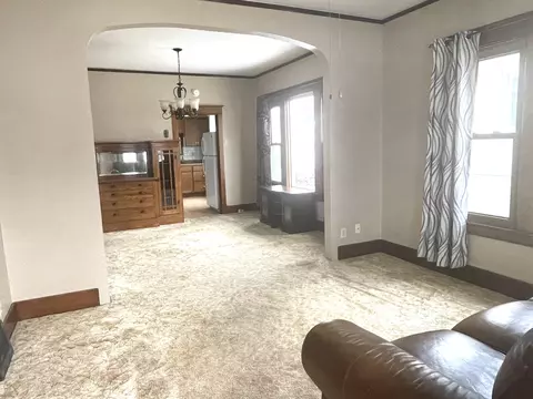 709 9th St, Peru, IL 61354 photo 6
