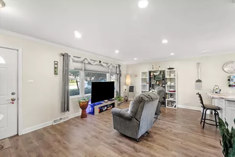 Living - 7749 S Octavia Ave, Bridgeview, IL 60455 photo 1 of 6