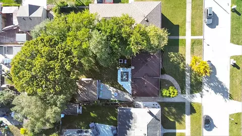 View/Area - 7749 S Octavia Ave, Bridgeview, IL 60455 photo 1 of 5