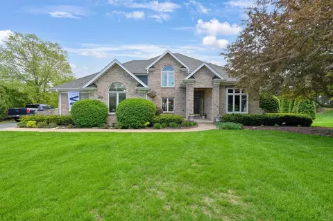 3430 Sandstone Ct, Lake In The Hills, IL 60156