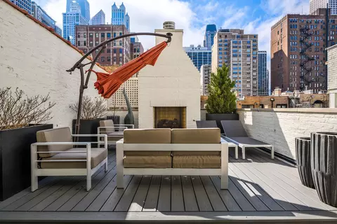 57 E Division St, Chicago, IL 60610 photo 29