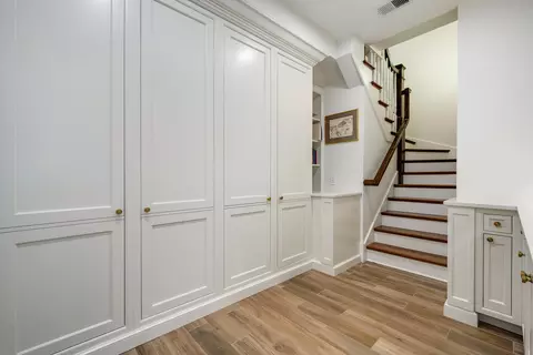 57 E Division St, Chicago, IL 60610 photo 35