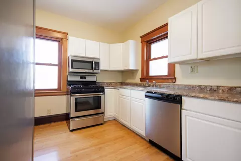 Kitchen - 851 E Bourbonnais St, Kankakee, IL 60901 photo 1 of 3