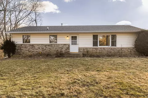 1920 E Shawnee St, Freeport, IL 61032