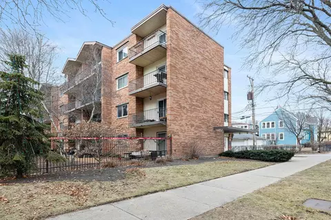 6960 N Bell Ave #107, Chicago, IL 60645