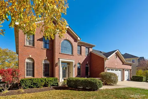 3927 Bluejay Ln, Naperville, IL 60564