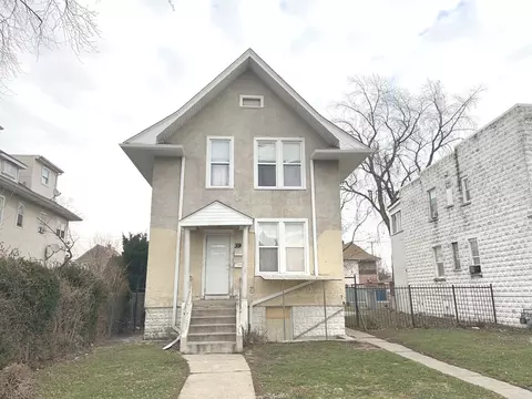 39 S 16th Ave, Maywood, IL 60153
