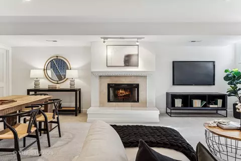 Living - 1908 W Dickens Ave, Chicago, IL 60614 photo 7 of 8
