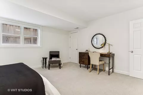 Bedroom - 1908 W Dickens Ave, Chicago, IL 60614 photo 8 of 8