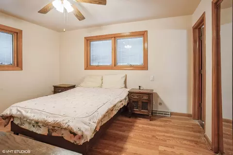 Bedroom - 731 Marshall Dr, Des Plaines, IL 60016 photo 1 of 4