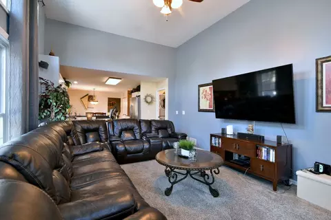 2204 Pebble Beach Dr, Plainfield, IL 60586 photo 17