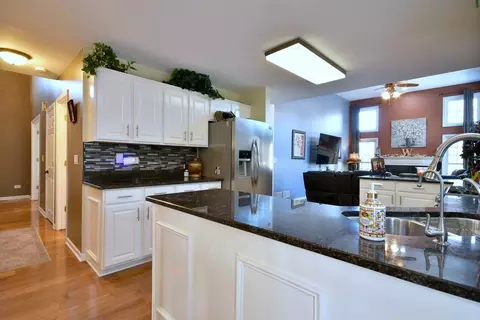 2204 Pebble Beach Dr, Plainfield, IL 60586 photo 11