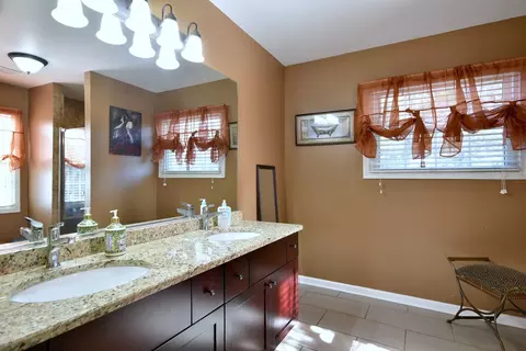 2204 Pebble Beach Dr, Plainfield, IL 60586 photo 24