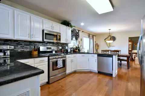 2204 Pebble Beach Dr, Plainfield, IL 60586 photo 10