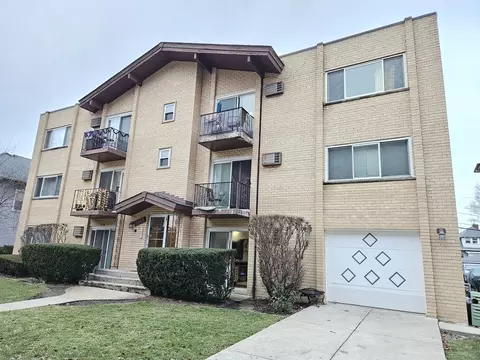 1354 E Washington St #102, Des Plaines, IL 60016 photo 1