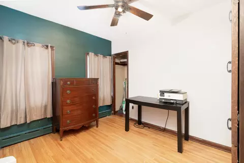 Bedroom - 316 E 16th St, Lockport, IL 60441 photo 4 of 4
