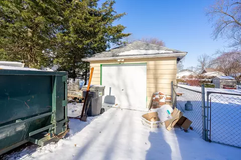 Exterior - 316 E 16th St, Lockport, IL 60441 photo 9 of 11