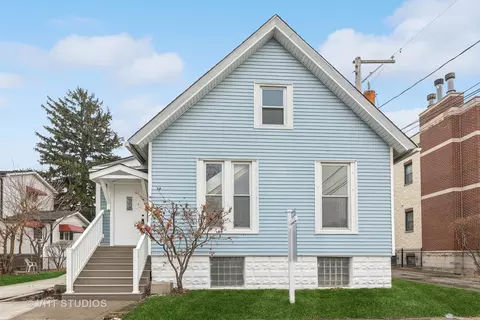 5415 W Carmen Ave, Chicago, IL 60630