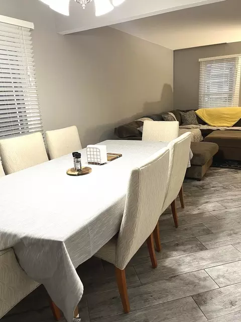 Dining - 717 Berwick Pl, Roselle, IL 60172 photo 1 of 2