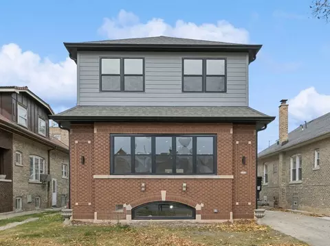 5420 W Pensacola Ave, Chicago, IL 60641