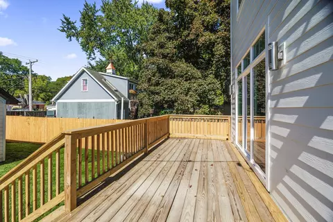 1132 Pitner Ave, Evanston, IL 60202 photo 25