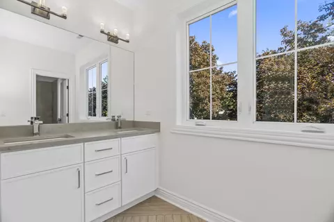 1132 Pitner Ave, Evanston, IL 60202 photo 18
