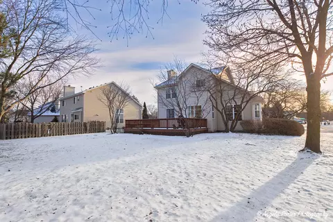 Exterior - 497 Freedom Ct, Gurnee, IL 60031 photo 3 of 6