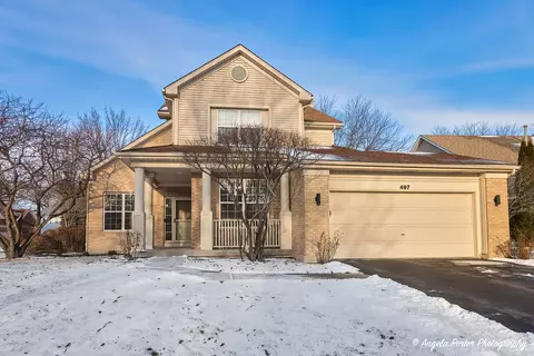 497 Freedom Ct, Gurnee, IL 60031