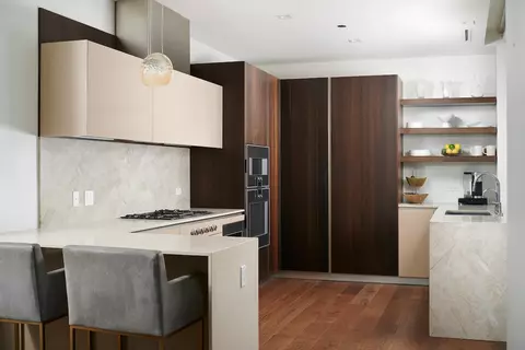 Kitchen - 363 E Wacker Dr #3009, Chicago, IL 60601 photo 1 of 3