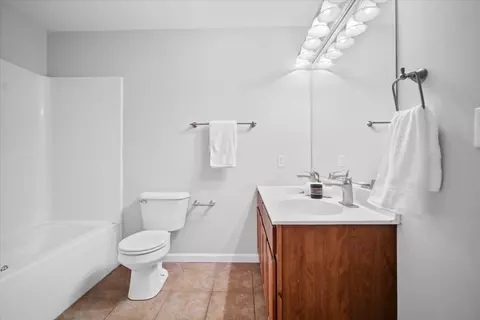 21 Ashling Ct, Bloomington, IL 61704 photo 9