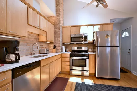 2323 S 4th Ave, North Riverside, IL 60546 photo 17