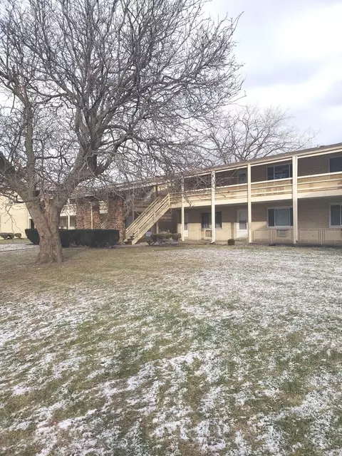 14547 Keystone Ave #9, Midlothian, IL 60445