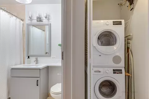 Other - 222 E Pearson St #609, Chicago, IL 60611 photo 3 of 6