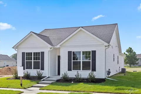 104 Riverbend Dr, Genoa, IL 60135 photo 3