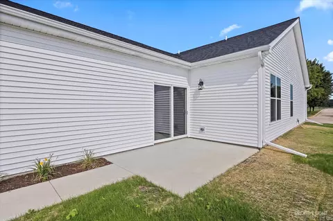 104 Riverbend Dr, Genoa, IL 60135 photo 24