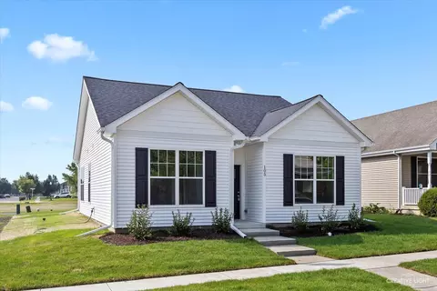104 Riverbend Dr, Genoa, IL 60135 photo 2