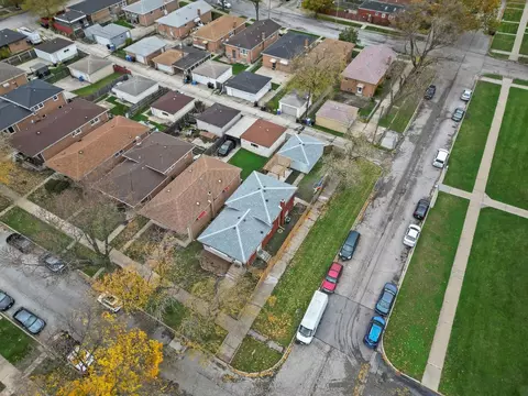 View/Area - 164 E 122nd St, Chicago, IL 60628 photo 1 of 1