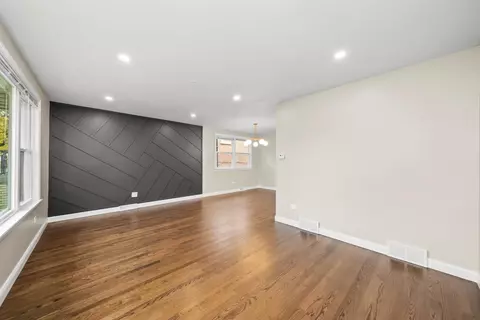 Living - 164 E 122nd St, Chicago, IL 60628 photo 1 of 4