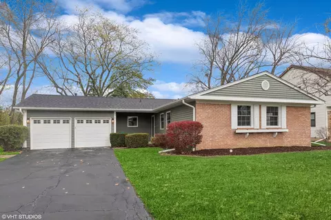 871 Twisted Oak Ln, Buffalo Grove, IL 60089