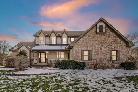 10542 Royal Porthcawl Dr, Naperville, IL 60564