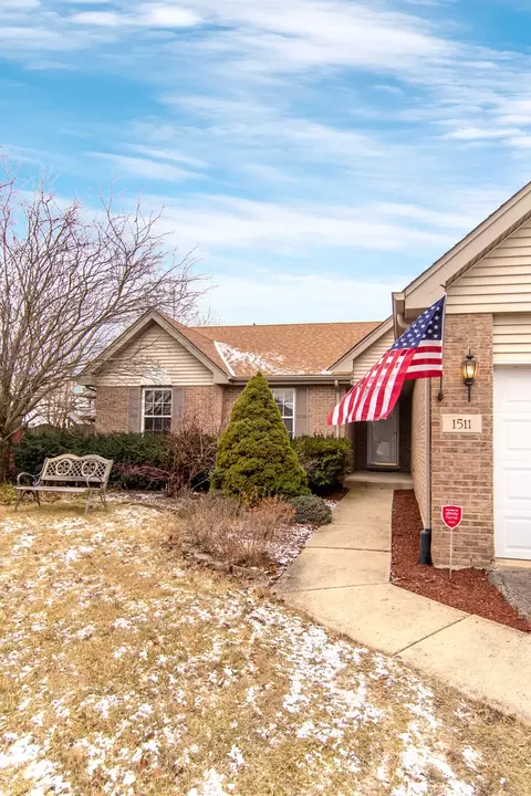 1511 Oriole Ln, Plainfield, IL 60586 photo 2