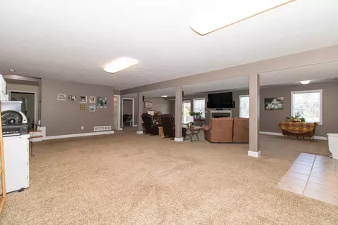 2485 Heather Ridge Dr, Normal, IL 61761 photo 33