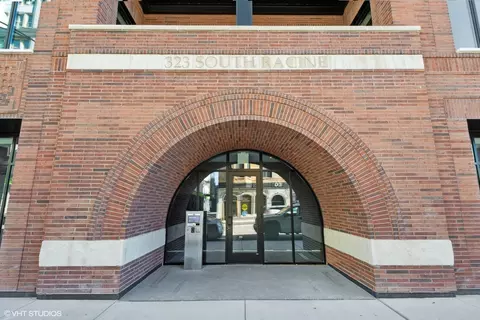 323 S Racine Ave #6A, Chicago, IL 60607