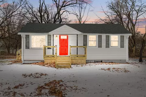 29 W304 James St, West Chicago, IL 60185