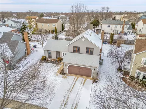 View/Area - 1120 Warington Ln, Hoffman Estates, IL 60169 photo 2 of 8